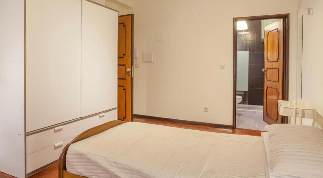 Residencia Laranjeira Pansiyon Porto Dış mekan fotoğraf
