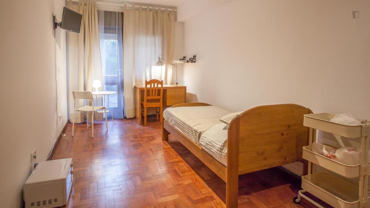 Residencia Laranjeira Pansiyon Porto Dış mekan fotoğraf